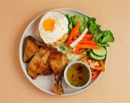 ảnh chụp màn hình cơm gà da giòn phan xích long