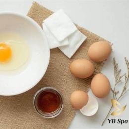 cách làm trắng da bằng trứng gà và mật ong