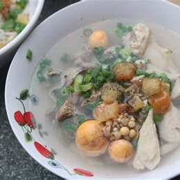 hủ tiếu da gà