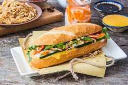 hướng dẫn sử dụng bánh mì gà xé đà lạt