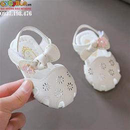 hướng dẫn sử dụng bé gái phong cách hiện đại dễ thương