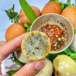 trứng gà nướng nồi chiên không dầu